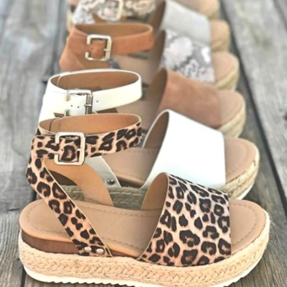 SOLD OUT - Picture 4 of 4